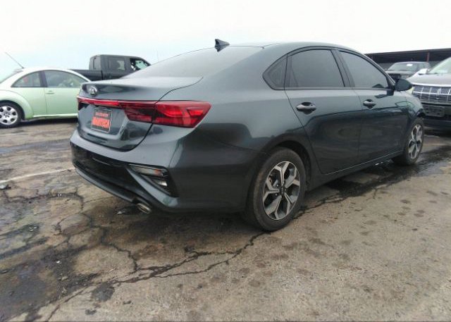 2021 KIA FORTE(VIN: 3KPF24ADXME373556