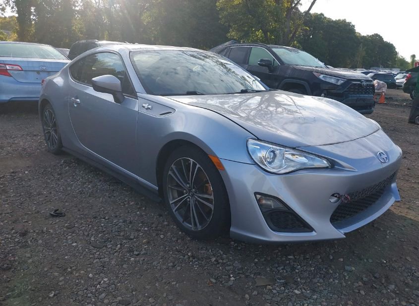2015 SCION FR-S photo