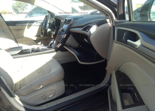 пригнать из сша 2016 FORD FUSION 3FA6P0LU2GR251445