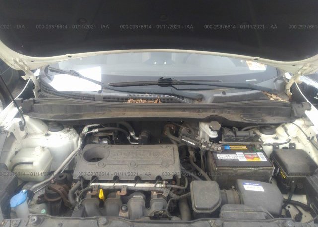 KM8JUCAC2BU185260 2011 HYUNDAI TUCSON