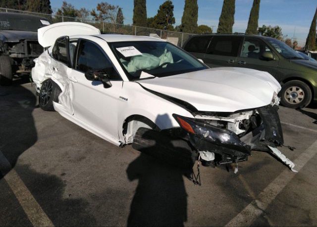 2021 TOYOTA CAMRY (VIN: 4T1G31AK0MU559618)