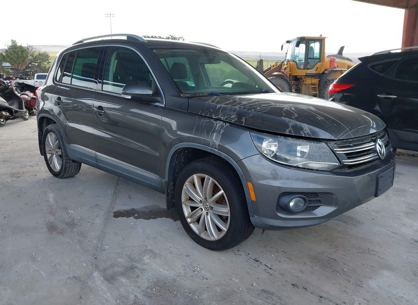 2014 Volkswagen Tiguan 2.0L photo