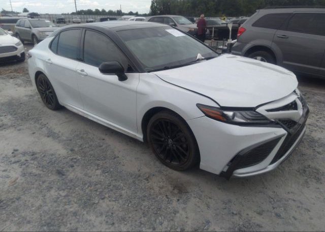 2021 TOYOTA CAMRY (VIN: 4T1K61AK6MU412561)