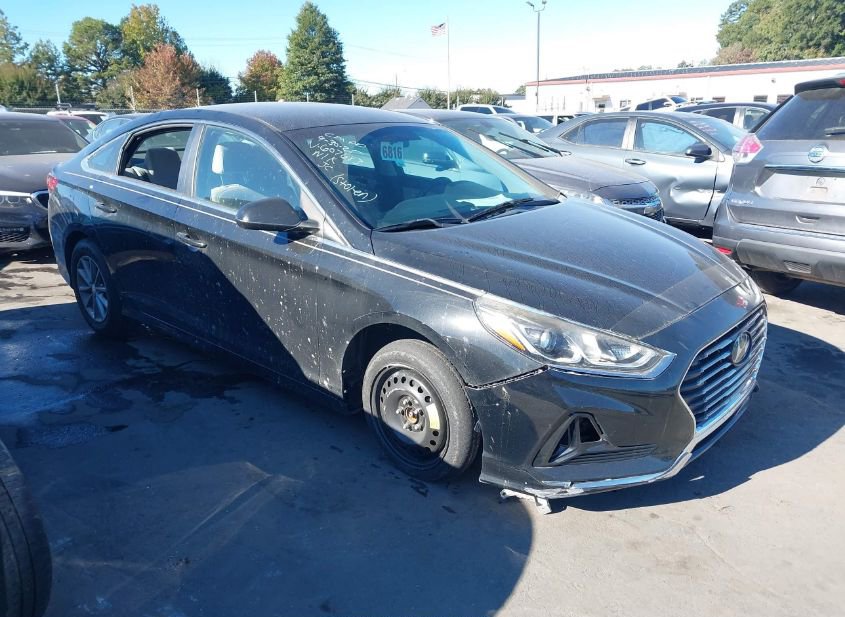 2018 HYUNDAI SONATA SE photo