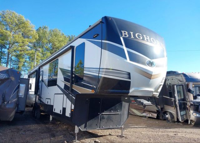 2022 BIG HORN 3883MD TRAVEL TRAILER (VIN: 5SFBG4823NE504468)