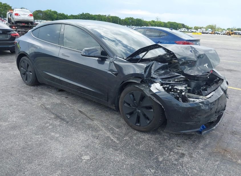 2024 TESLA MODEL 3 LONG RANGE DUAL MOTOR ALL-WHEEL DRIVE/REAR-WHEEL DRIVE photo