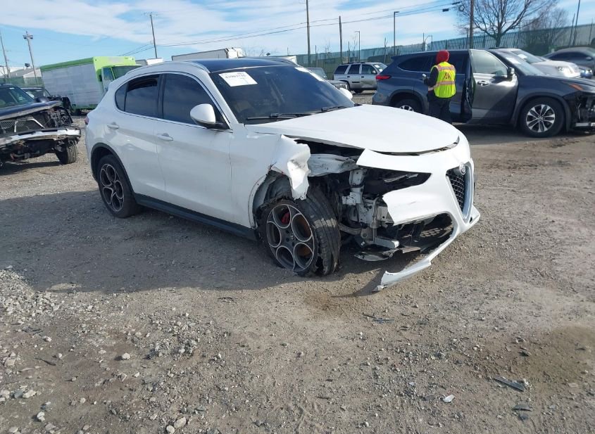 2019 ALFA ROMEO STELVIO TI LUSSO AWD photo