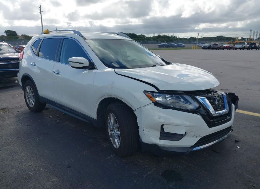 2020 NISSAN ROGUE SV FWD photo