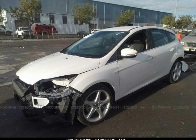 из сша 2012 FORD FOCUS 1FAHP3N23CL436165
