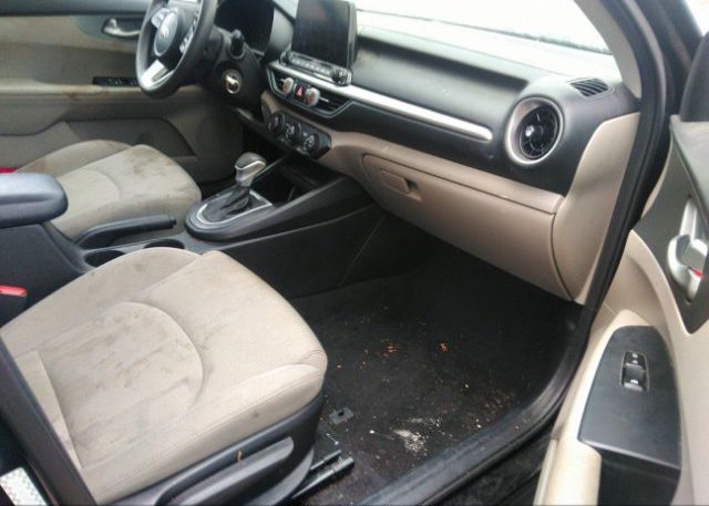 2021 KIA FORTE(VIN: 3KPF24AD5ME357264
