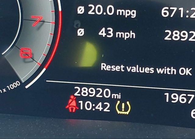 2021 AUDI Q7(VIN: WA1LJAF73MD039288