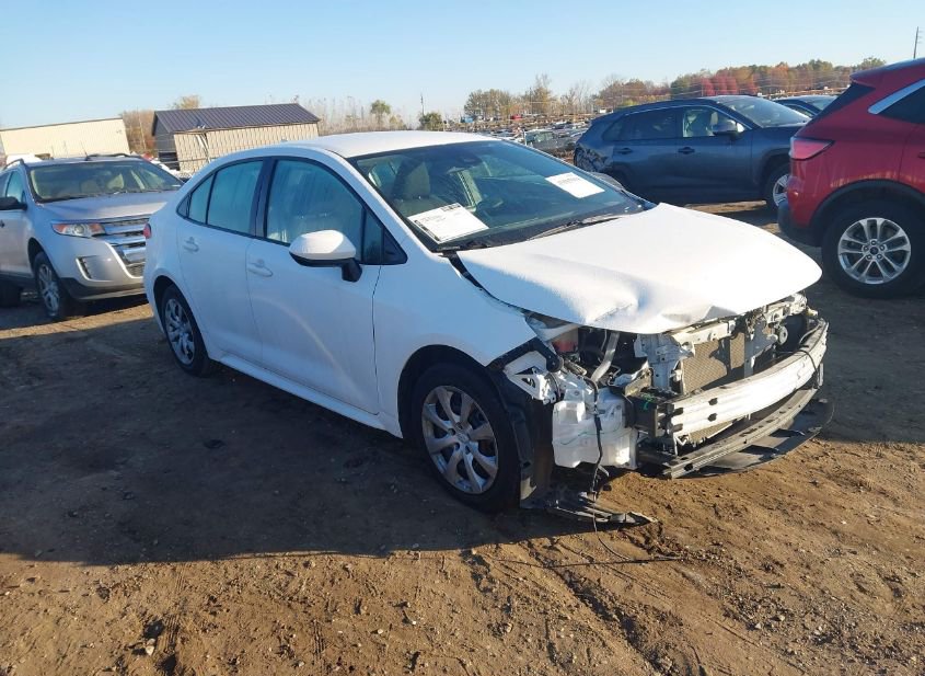 2020 TOYOTA COROLLA LE photo