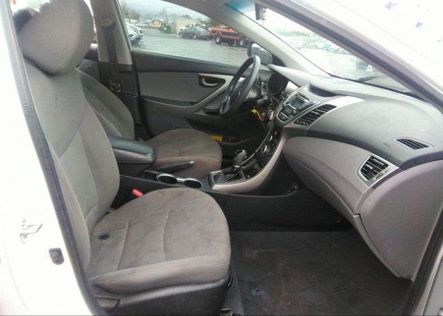 5NPDH4AE5FH574536 2015 HYUNDAI ELANTRA-4