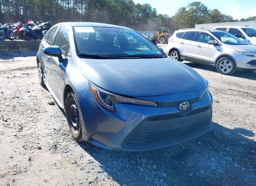 2024 TOYOTA COROLLA LE photo