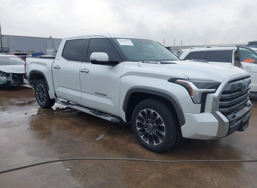 2023 Toyota Tundra Hybrid 3.4L photo