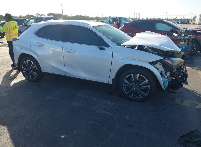 2024 LEXUS UX 250H PREMIUM photo