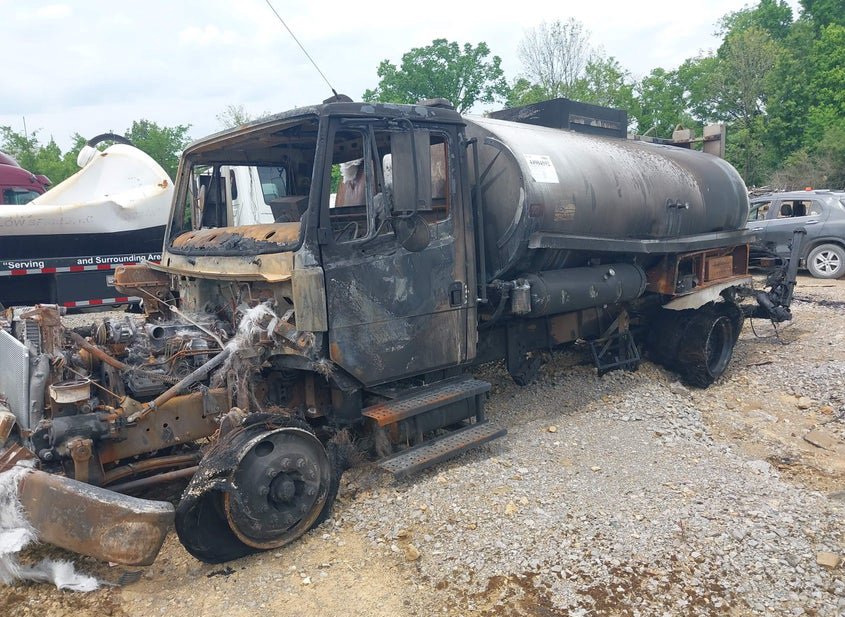 2003 Freightliner Medium Conventional photo