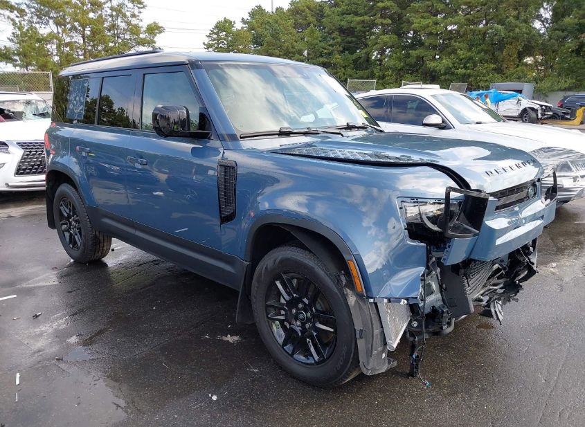 2025 LAND ROVER DEFENDER 110 P400 S photo