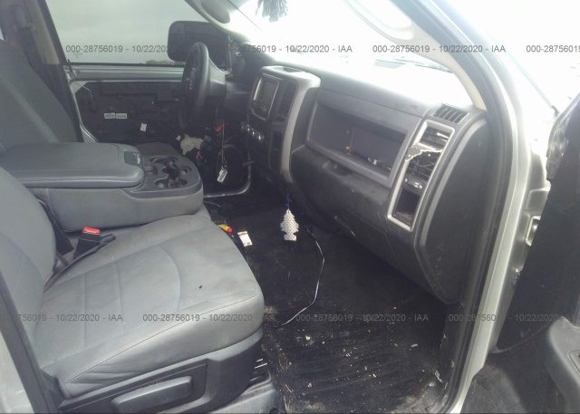 пригнать из сша 2015 RAM 1500 3C6RR7KT7FG700137