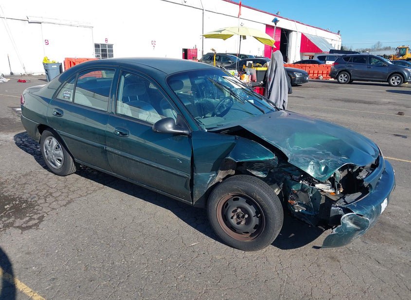 2001 Ford Escort 2.0L photo
