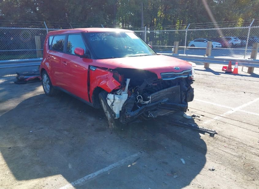 2017 KIA SOUL + photo