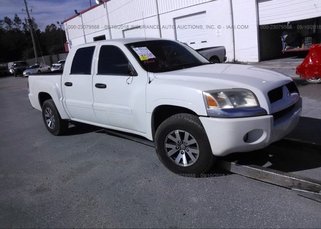 1z7hc28k09s729746 Rebuildable White Mitsubishi Raider At Orlando