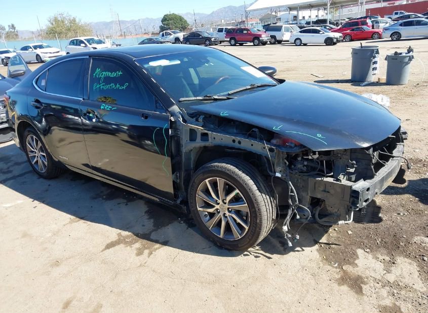 2016 LEXUS ES 300H photo