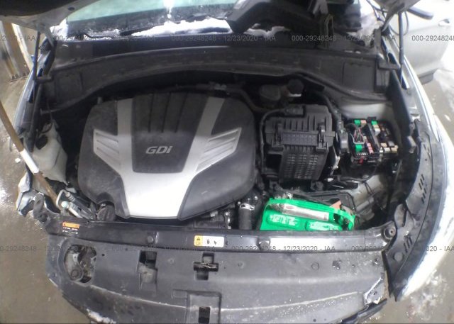KM8SMDHF7HU169820 2017 HYUNDAI SANTA FE