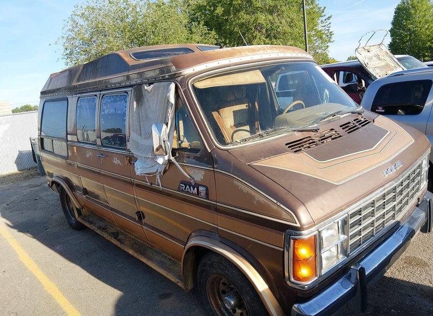 1985 Dodge Ram Van 5.2L photo
