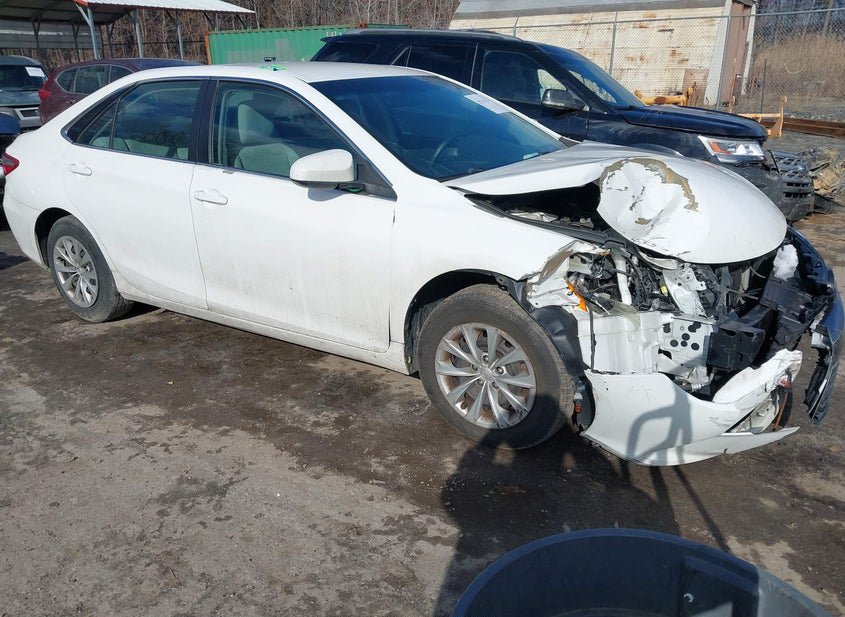 2016 Toyota Camry 2.5L photo