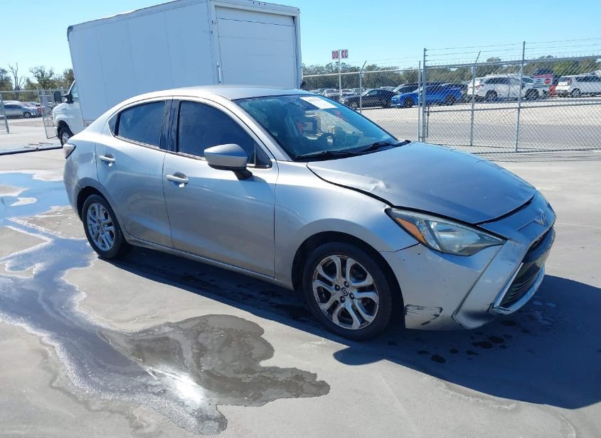 2016 SCION IA photo