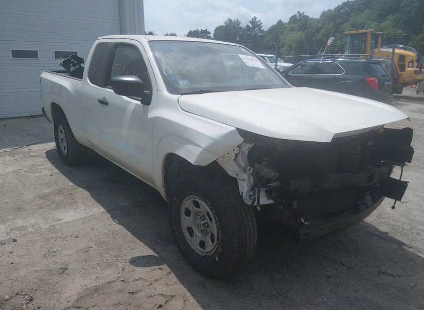 2023 Nissan Frontier 3.8L photo
