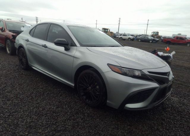 2021 TOYOTA CAMRY (VIN: 4T1G11AK6MU484476)