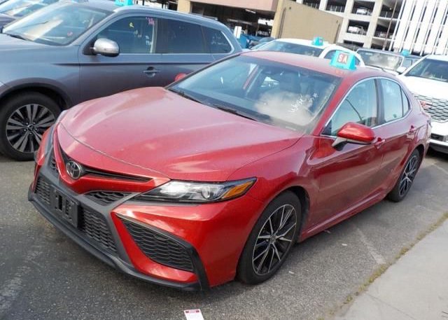 2021 TOYOTA CAMRY (VIN: 4T1G11AK6MU424570)