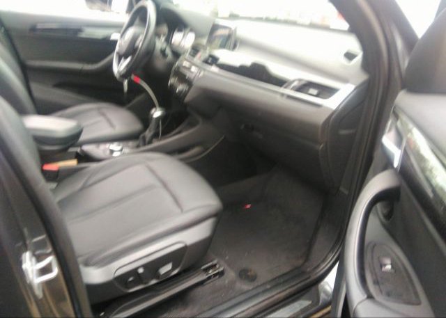 2018 BMW X1 VIN: WBXHT3C38J5L34155