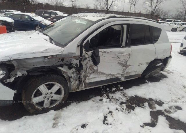 1J4NF5FB8BD257570 2011 JEEP COMPASS