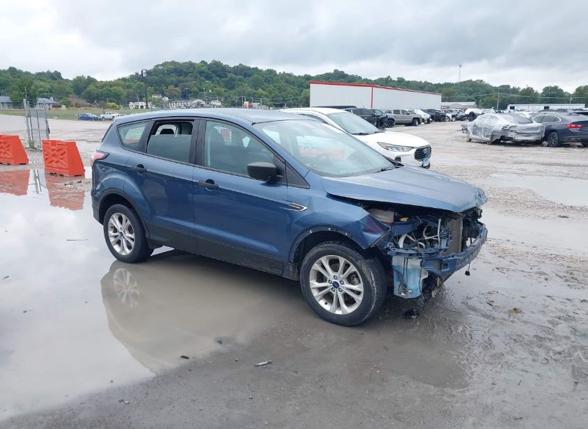 2018 FORD ESCAPE S photo