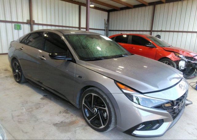 2022 HYUNDAI ELANTRA (VIN: KMHLR4AF8NU335757)