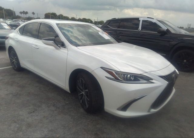 2022 LEXUS ES (VIN: 58ADZ1B12NU114945)