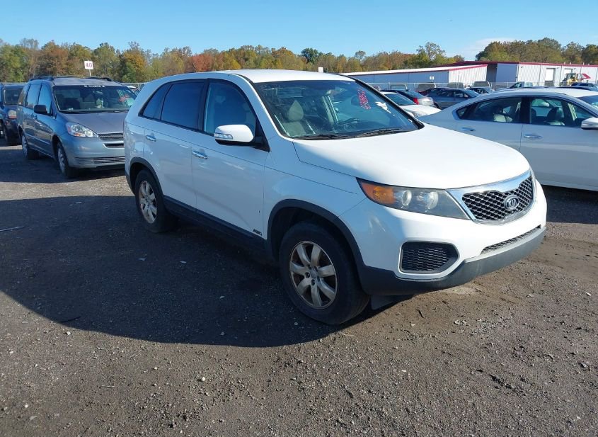 2013 KIA SORENTO LX photo