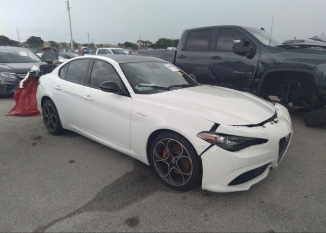 2022 ALFA ROMEO GIULIA (VIN: ZARFAMBN3N7653837)