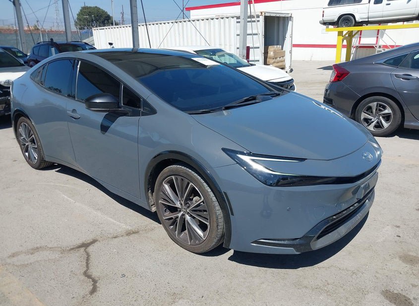 2024 Toyota Prius 2.0L (VIN: JTDACAAU2R3034035)