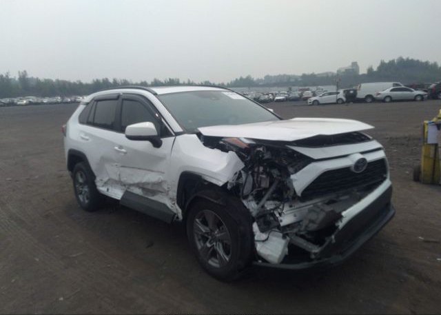 2022 TOYOTA RAV4 (VIN: 2T3RWRFV2NW130975)