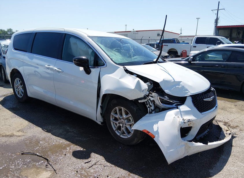2025 Chrysler Pacifica 3.6L photo