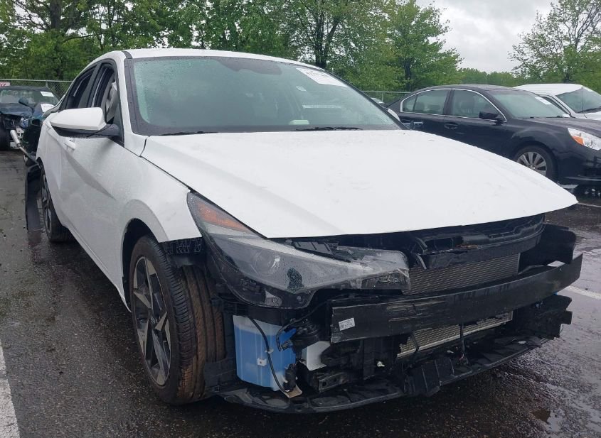 2023 HYUNDAI ELANTRA SEL photo
