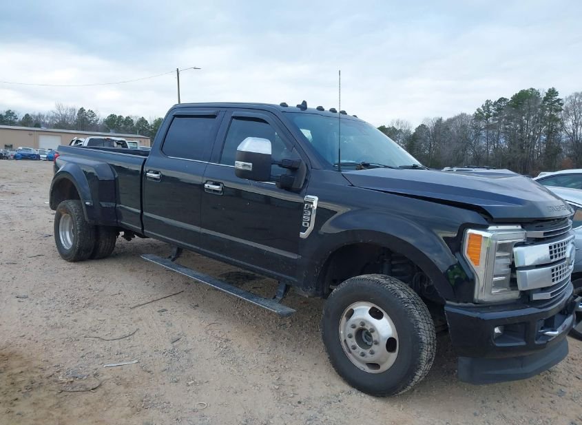 2019 FORD F-350 PLATINUM photo