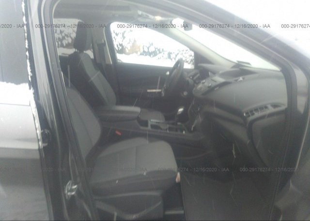 пригнать из сша 2018 FORD ESCAPE 1FMCU9GD7JUA32240