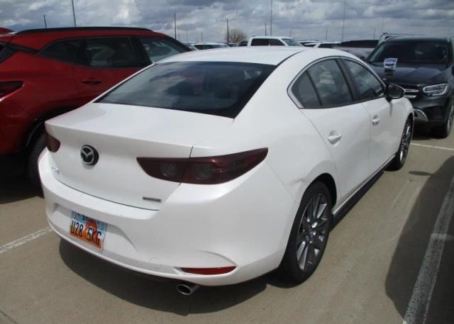 2021 MAZDA MAZDA3 SEDAN(VIN: JM1BPABL0M1331002