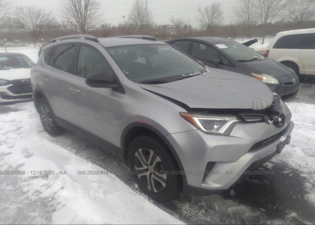 2T3BFREV8HW562140 2017 TOYOTA RAV4