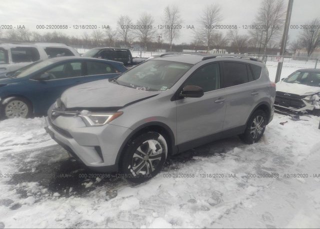 из сша 2017 TOYOTA RAV4 2T3BFREV8HW562140
